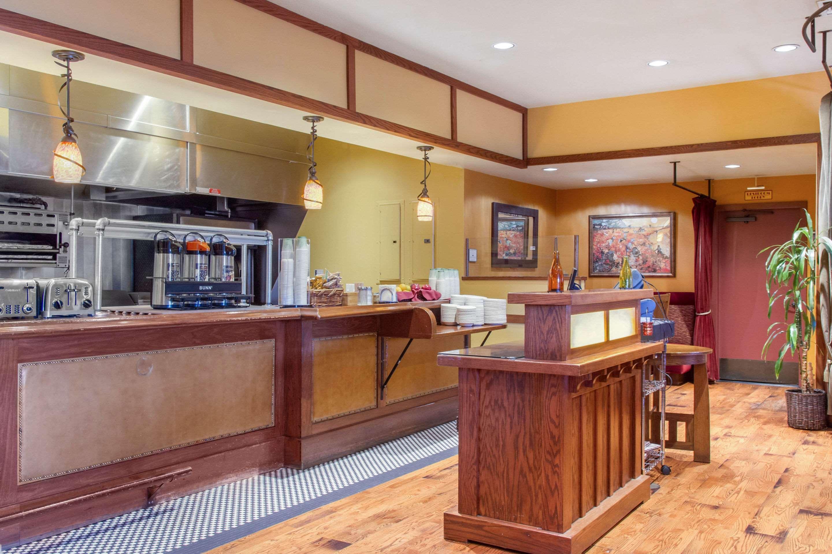 Inn Marin And Suites, Ascend Hotel Collection Novato Dış mekan fotoğraf