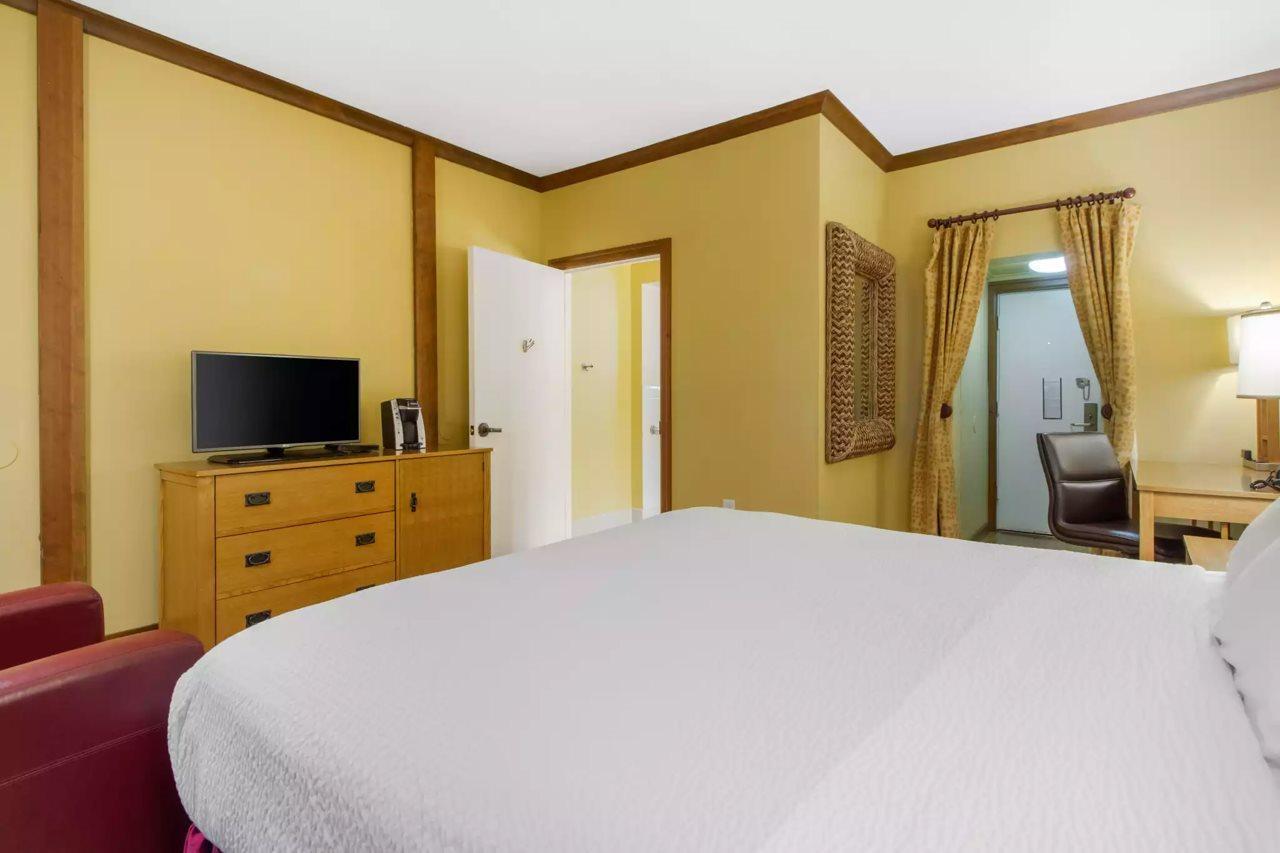 Inn Marin And Suites, Ascend Hotel Collection Novato Dış mekan fotoğraf
